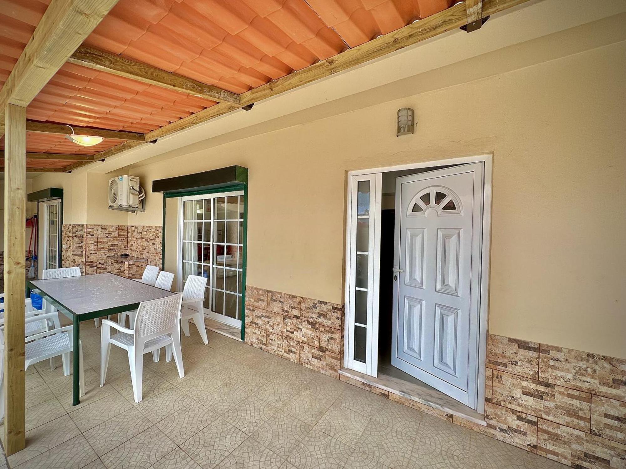Albufeira Summer Villa 2 With Pool By Homing Kültér fotó